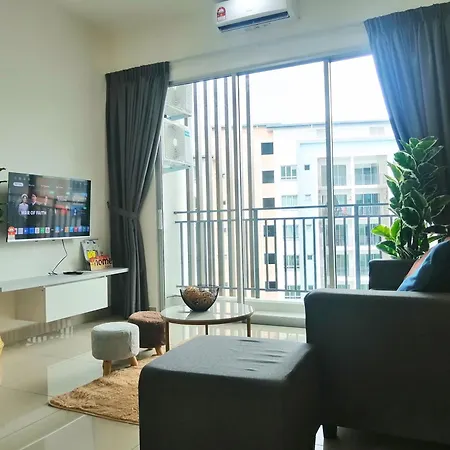 Seremban Pool View 5-6 Pax Suite Exterior photo