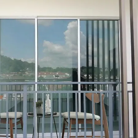 Seremban Pool View 5-6 Pax Suite Exterior photo