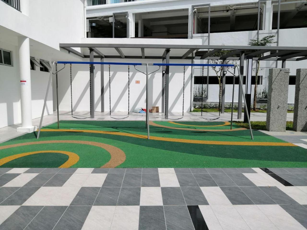 Pool View 5-6 Pax *