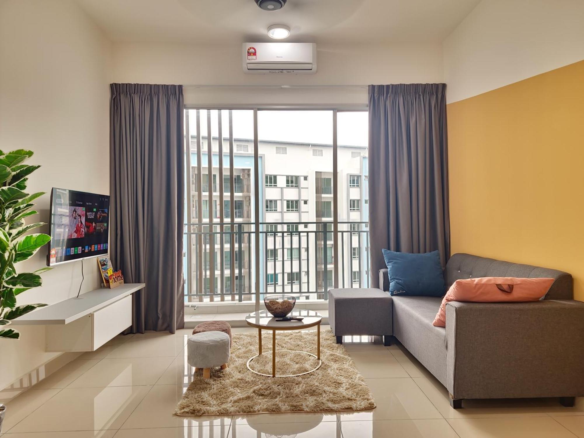 Pool View 5-6 Pax Seremban